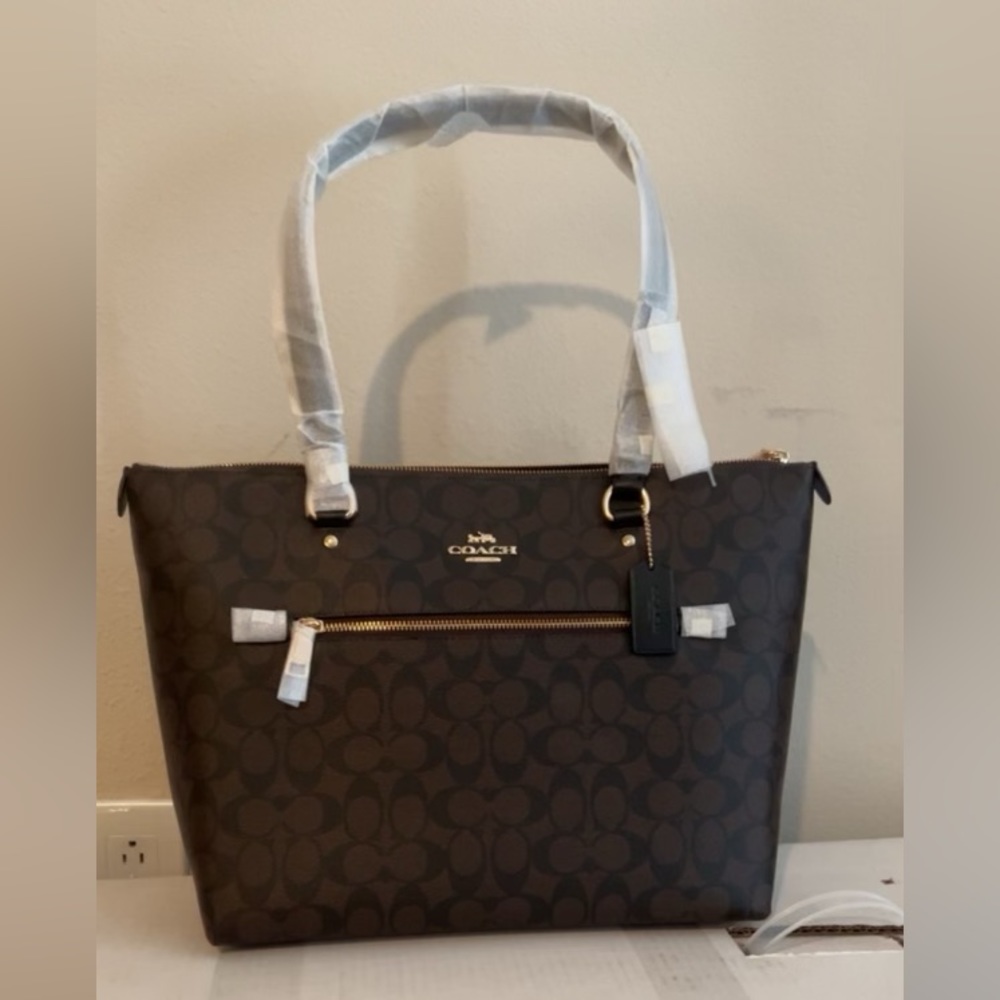 COACH Tote Bag